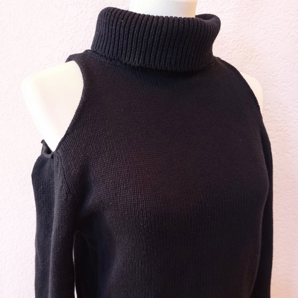 OAK NYC black exposed shoulder wool blend turtleneck sweater - Picture 2 of 10